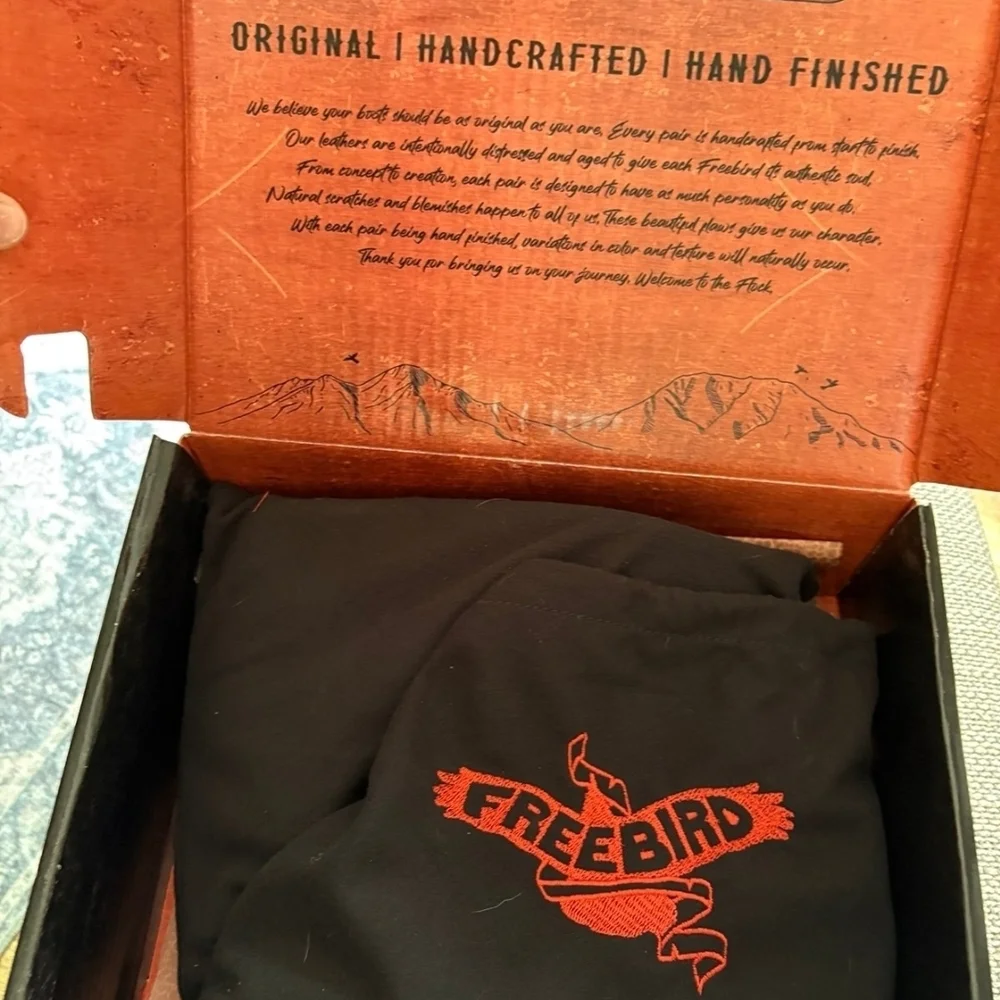 Freebird Randi - Picture 7 of 10